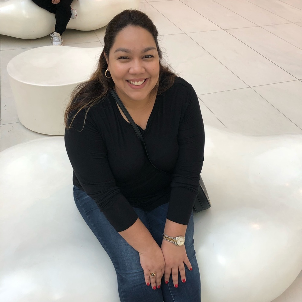 Meet your Posher, Roxana